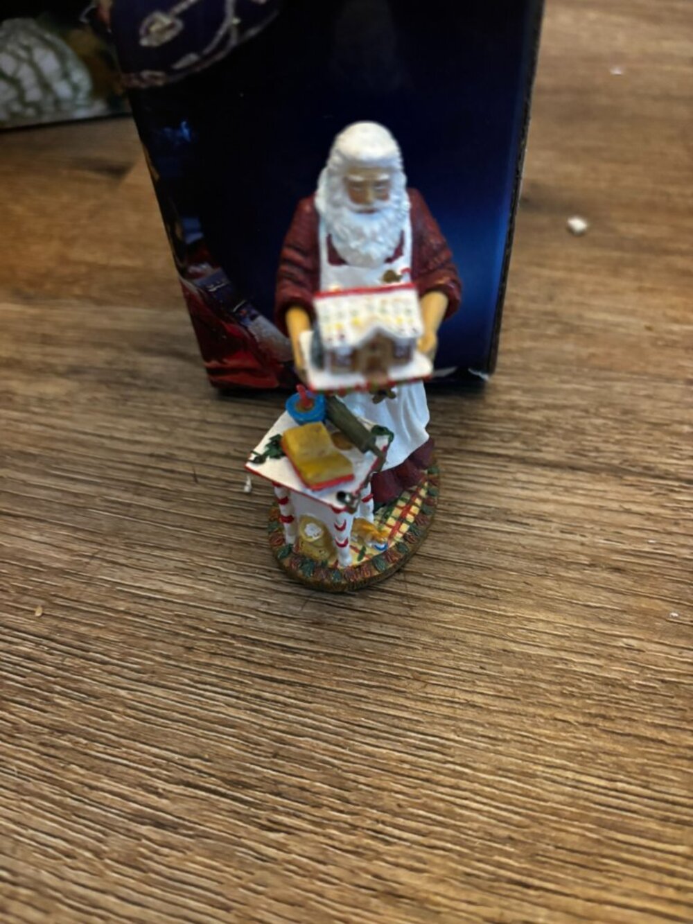 Pipka Prizm miniature Chef Santa Claus figurine MIB 10064